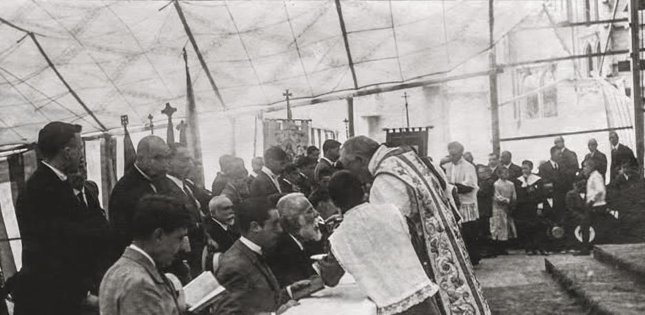 «Los amigos de Gaudí, fascinados por su obra tanto como por la persona» – La Vanguardia