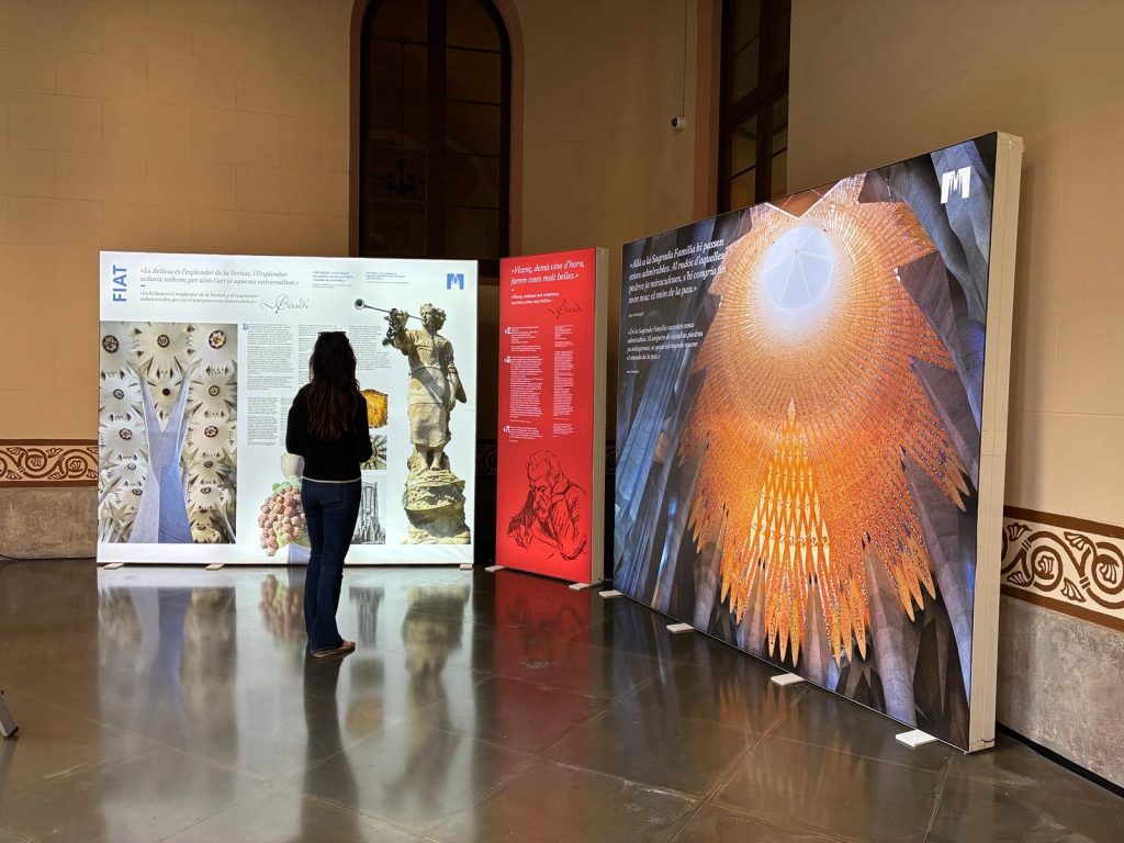 Alça la mirada, viaje apostólico de Papa leon XIV a España – Exposición Sagrada Familia. Moved by beauty